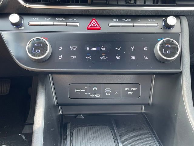 New 2025 Hyundai Sonata Limited FWD image 16