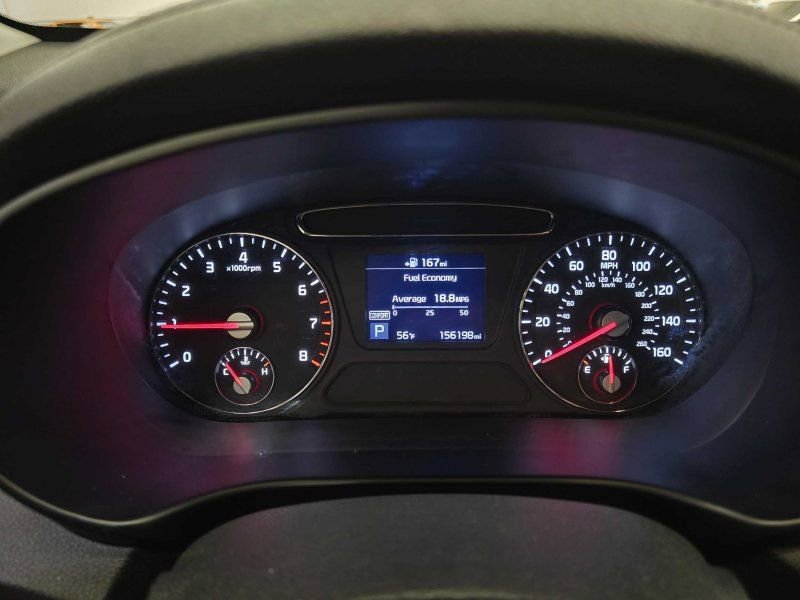 Used 2020 Kia Sorento LX FWD image 11