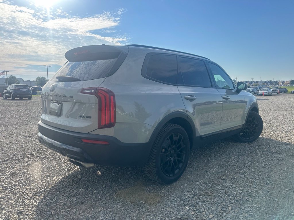 Used 2021 Kia Telluride EX w/ EX Premium Package AWD/4WD image 14