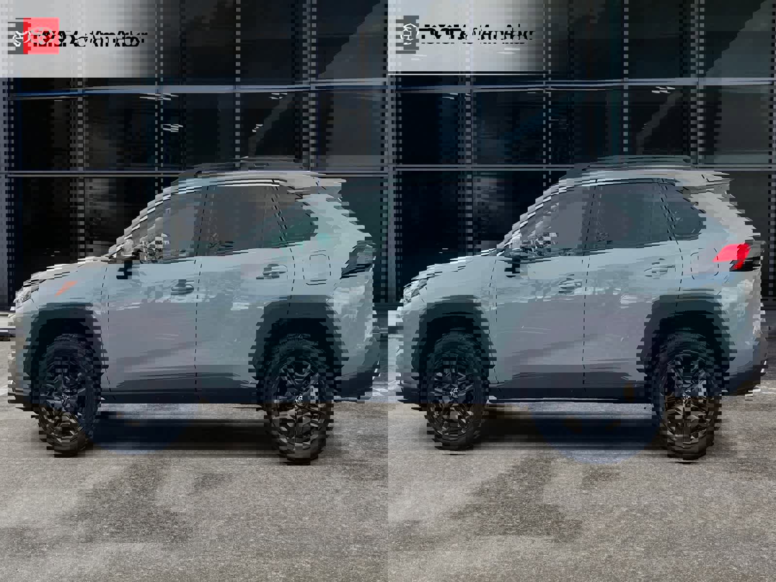 Used 2023 Toyota RAV4 Adventure image 8