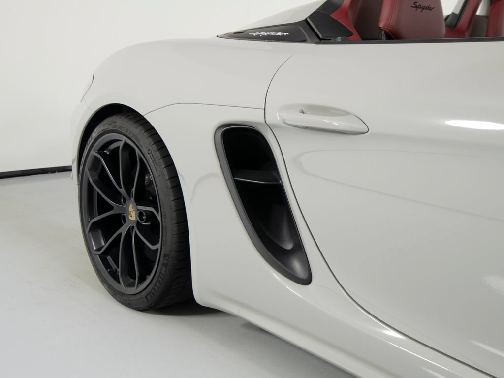 Certified 2021 Porsche 718 Boxster Spyder RWD image 47