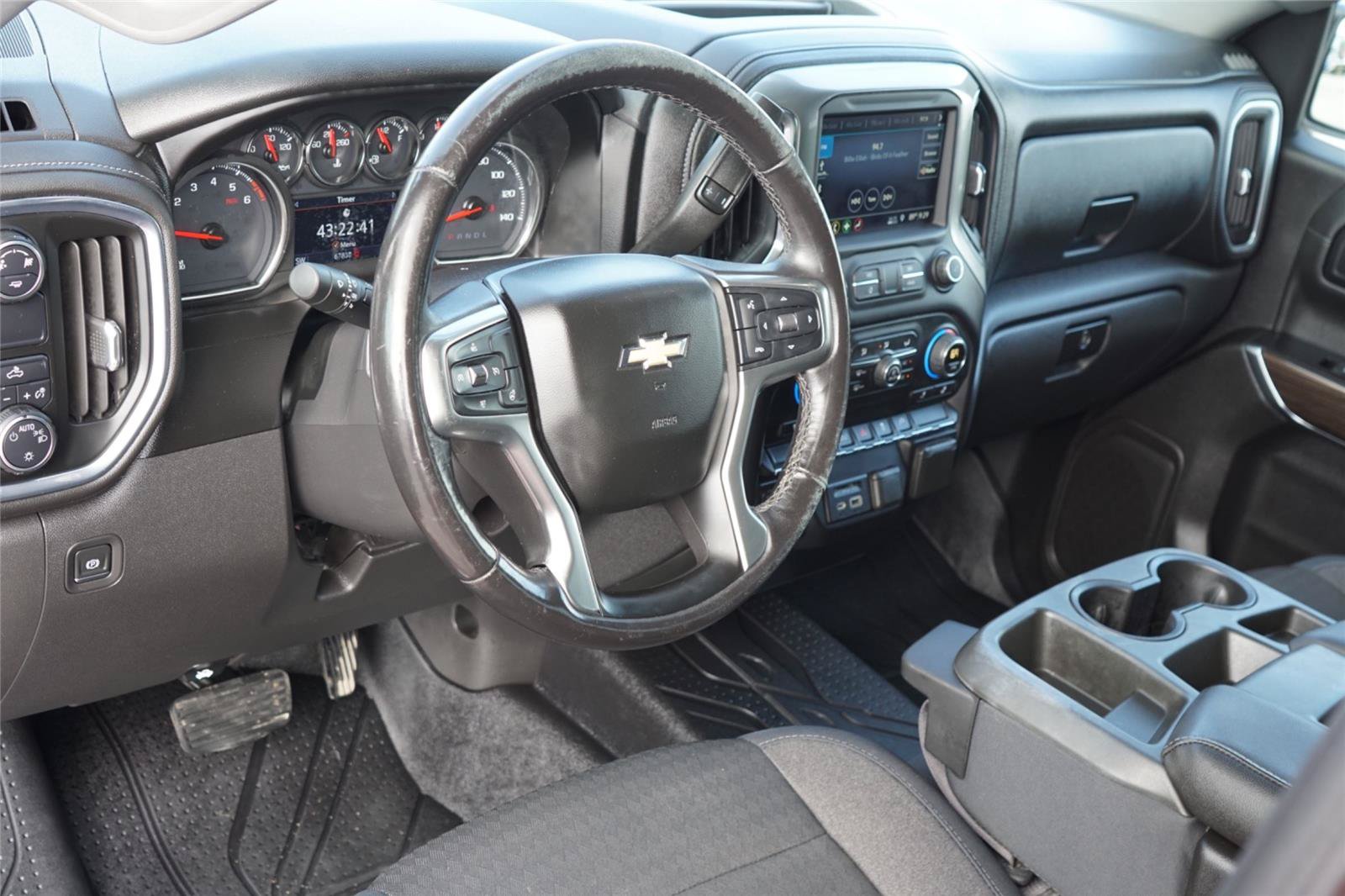 Used 2019 Chevrolet Silverado 1500 LT w/ All-Star Edition RWD image 9