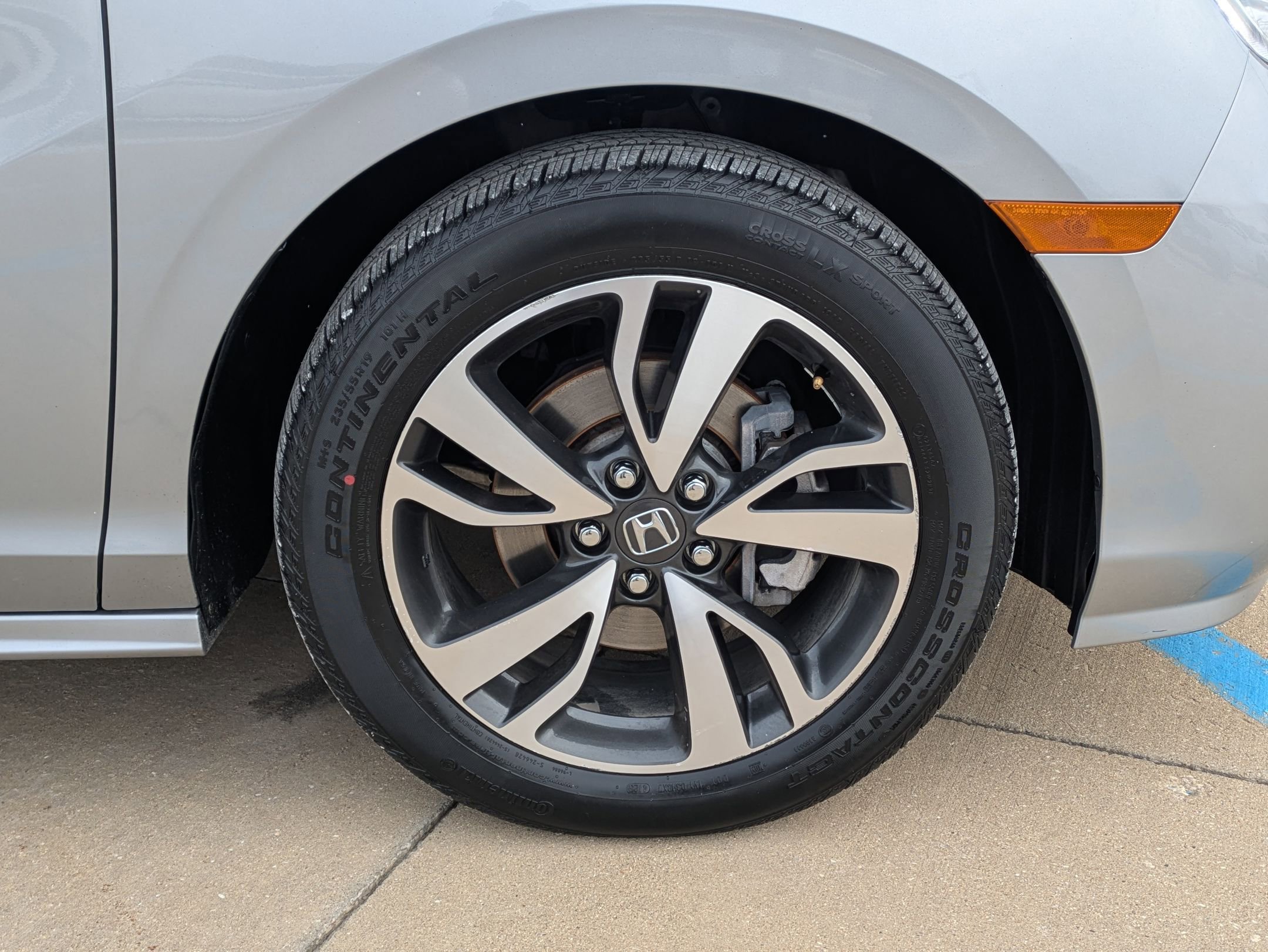 Certified 2023 Honda Odyssey Touring image 33