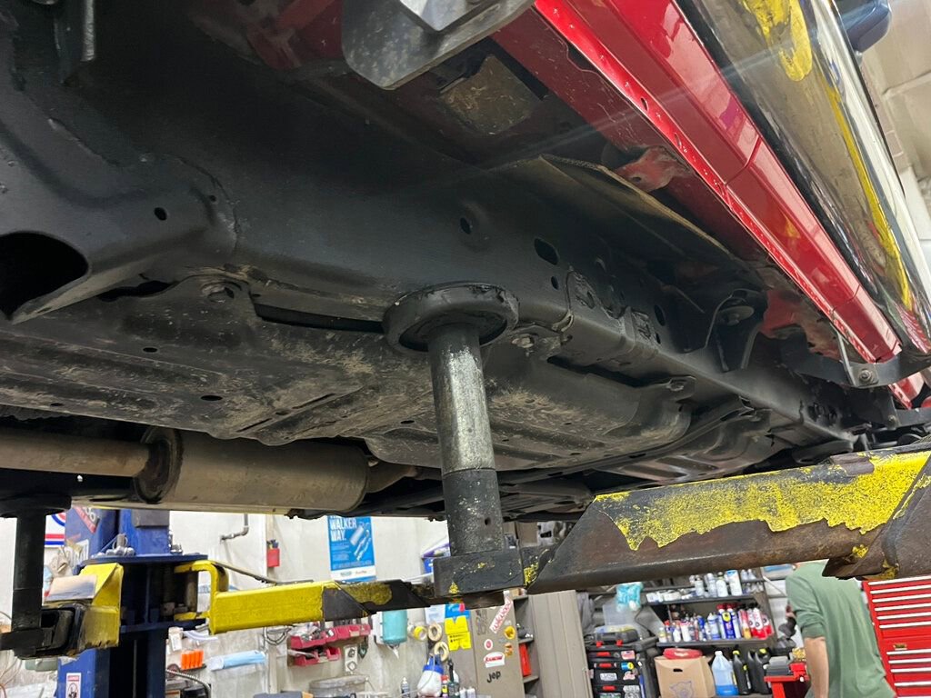 Used 2020 Jeep Gladiator Sport w/ Quick Order Package 24S image 17