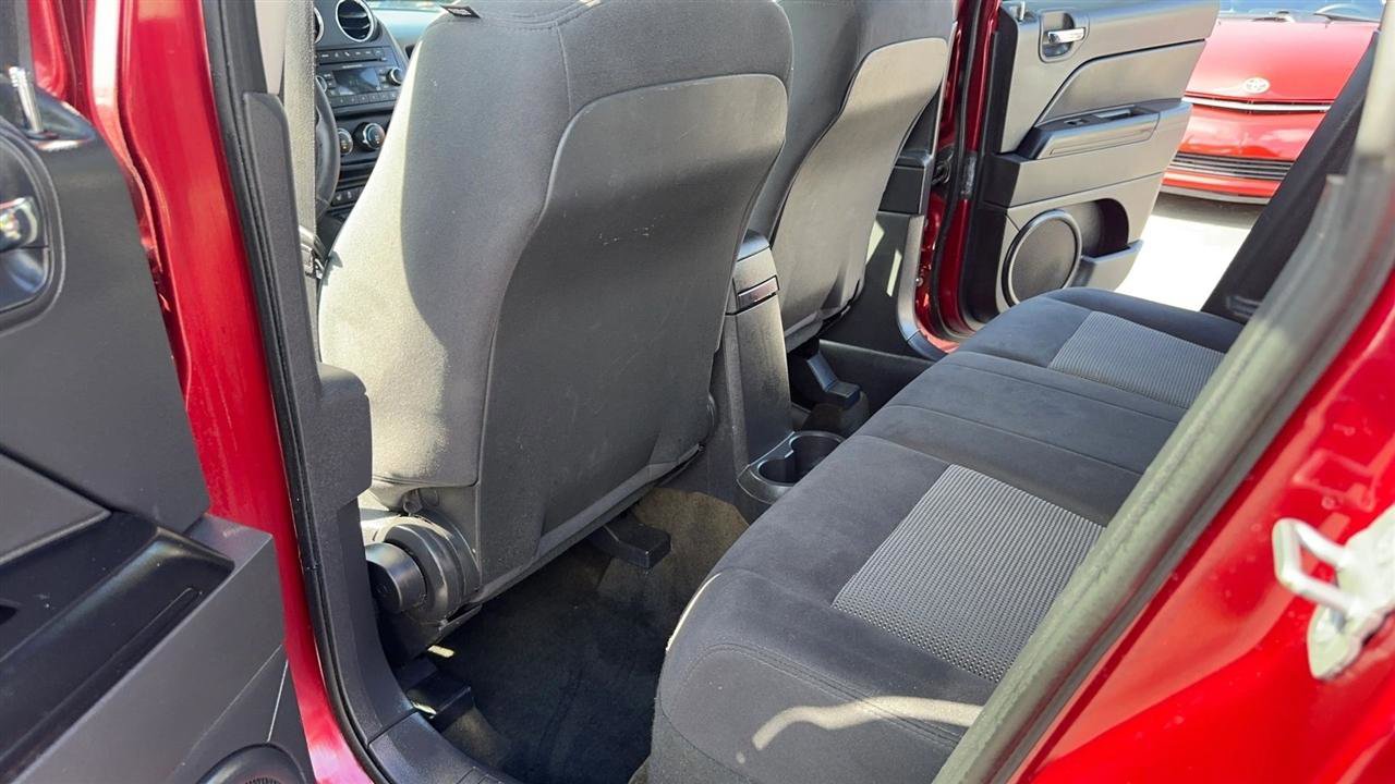 Used 2014 Jeep Patriot Latitude w/ Sun/Sound Group image 25