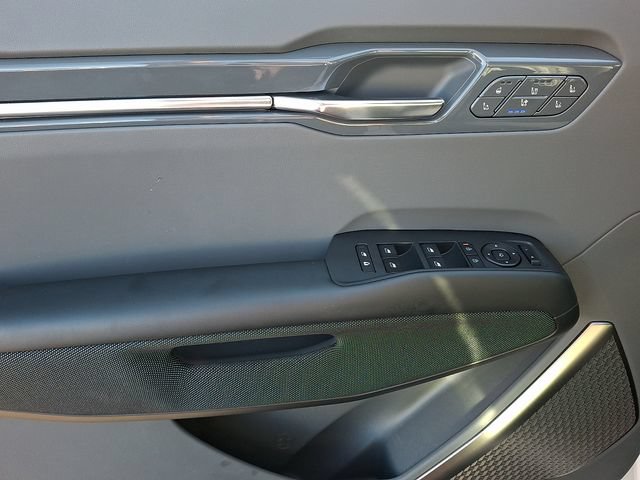 Used 2024 Kia EV9 GT-Line AWD/4WD image 12