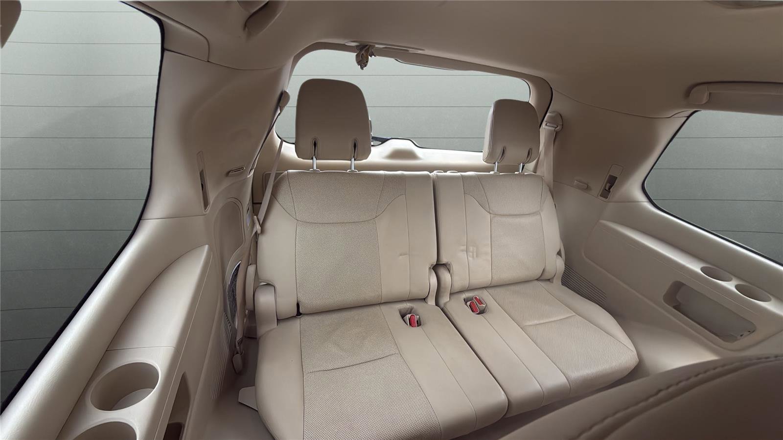 Used 2016 Lexus LX 570 4WD image 26