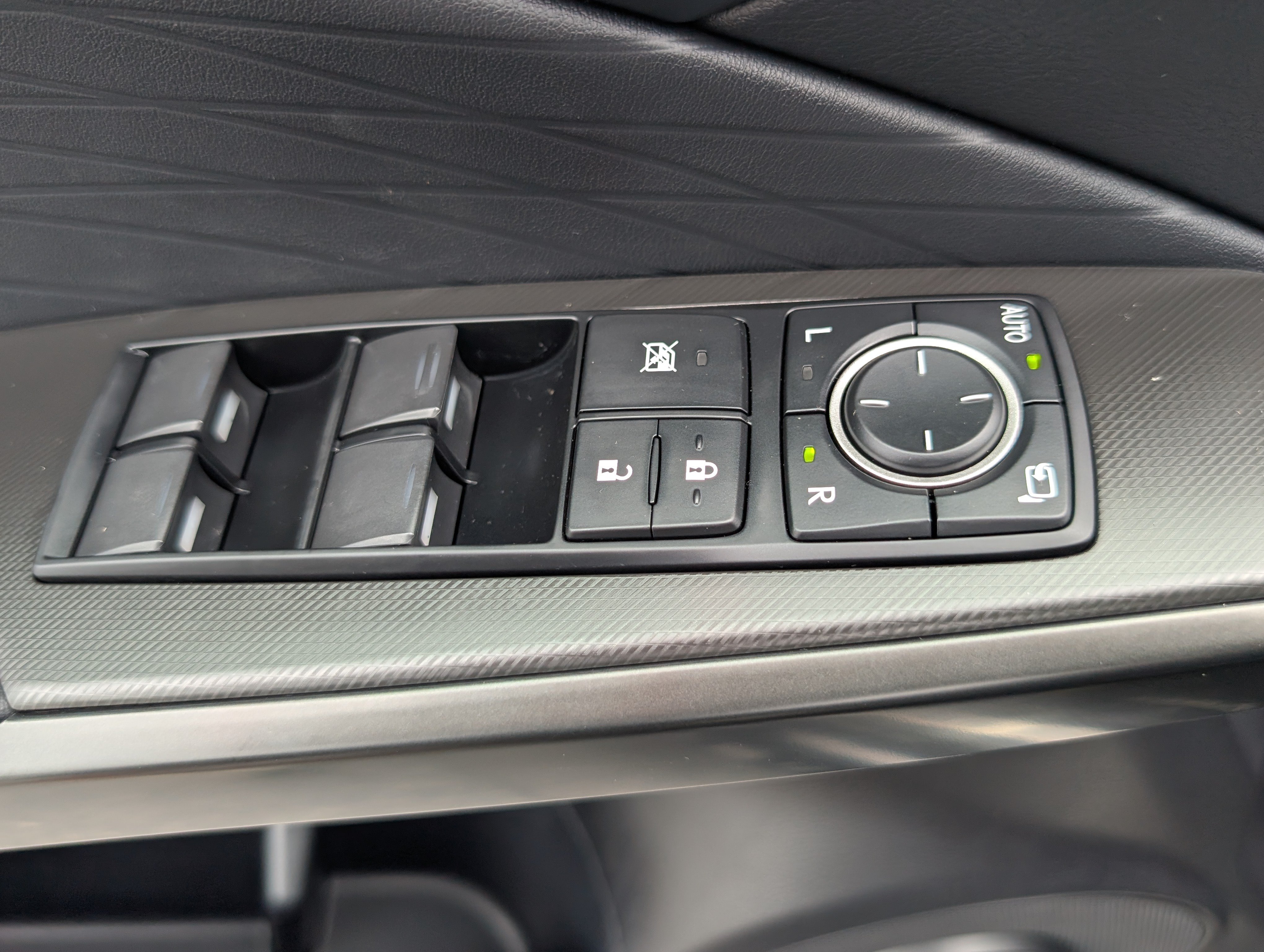 Used 2025 Lexus IS 350 F Sport w/ Navigation Package AWD/4WD image 20