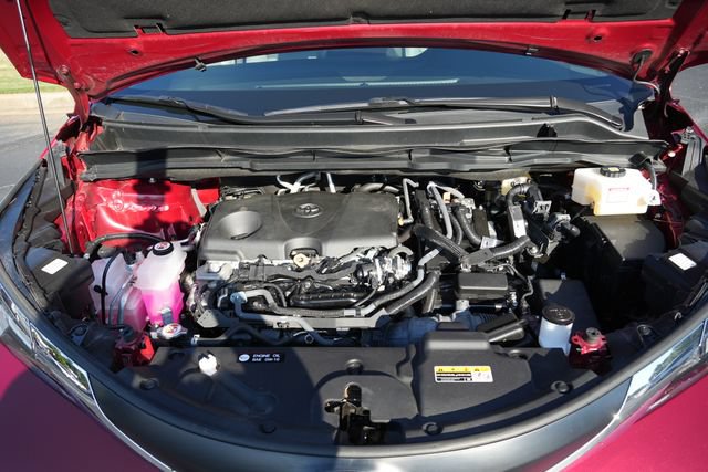 Used 2023 Toyota Sienna XLE FWD image 14