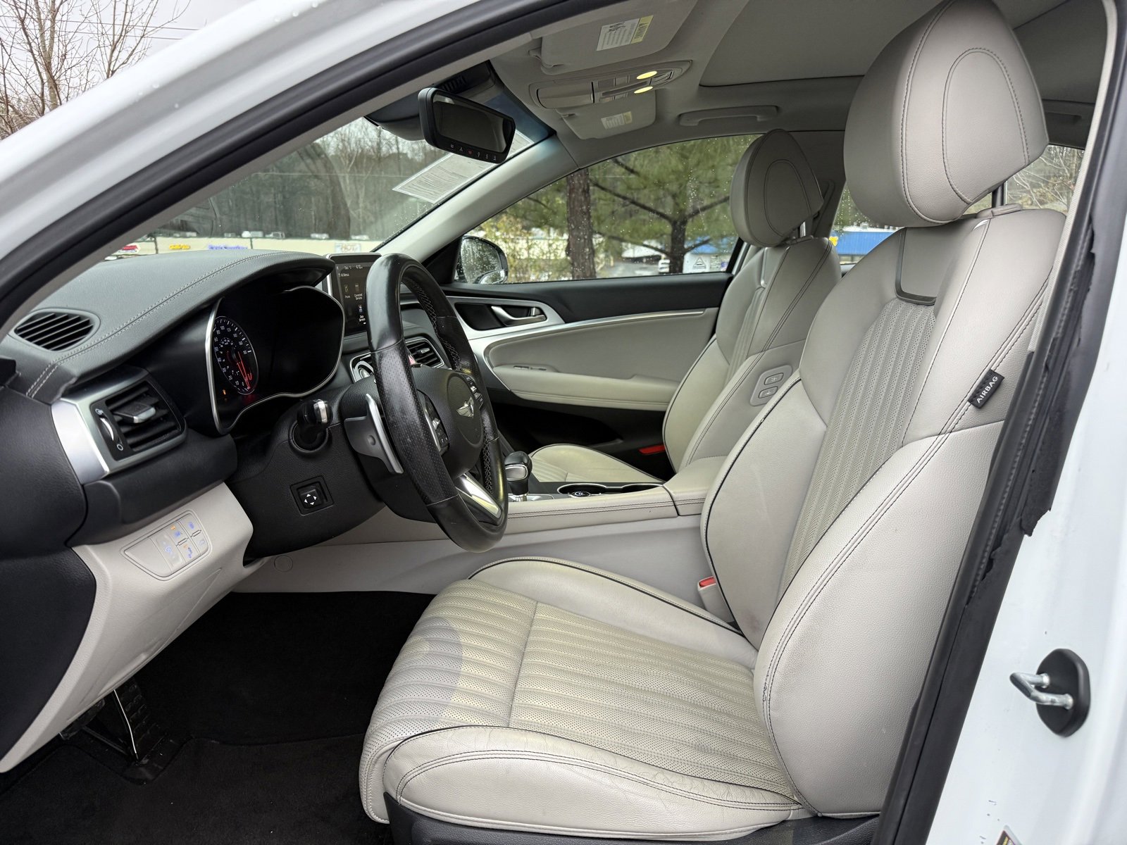 Used 2020 Genesis G70 3.3T w/ Elite Package image 34