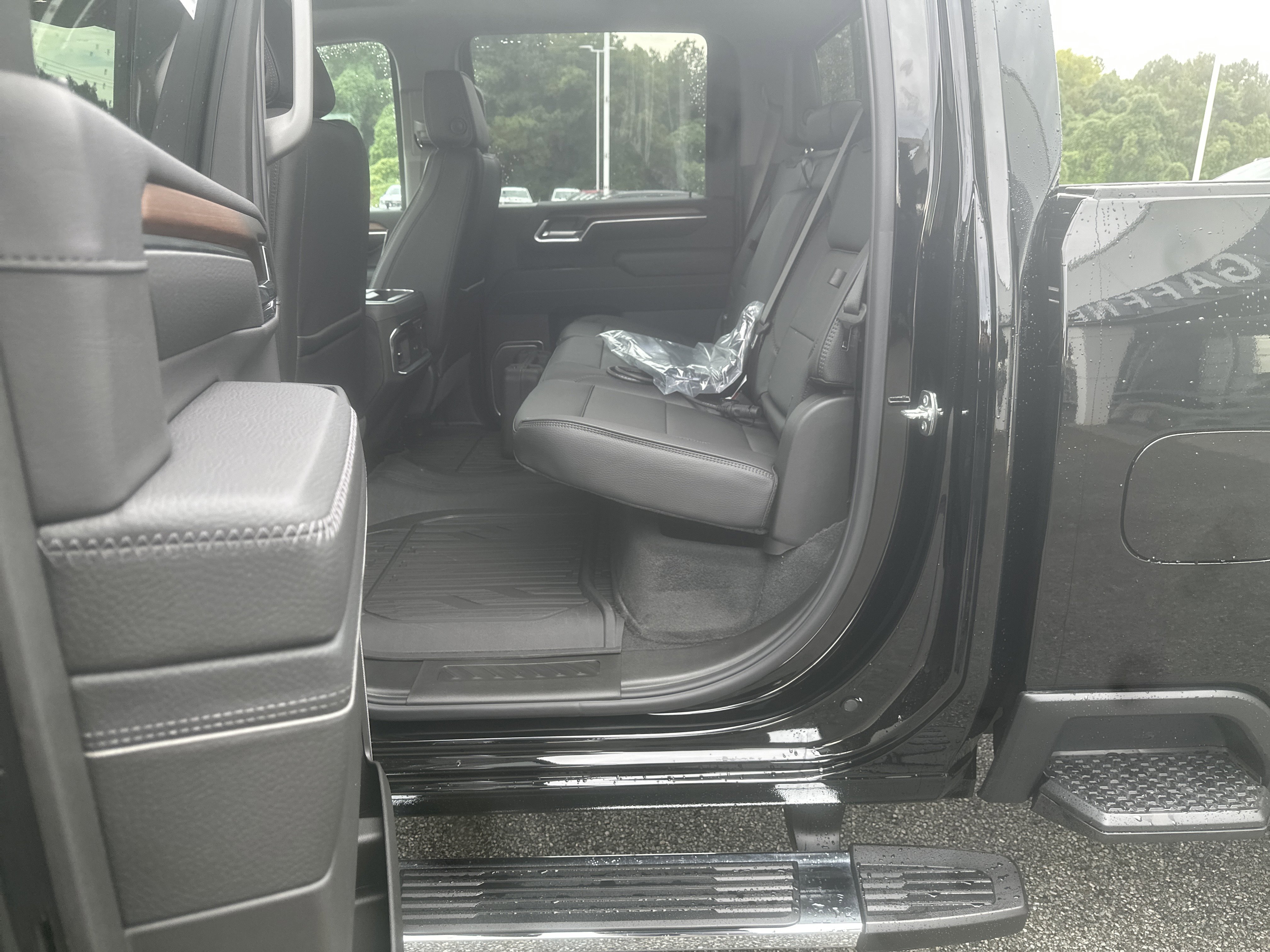 New 2026 GMC Sierra 3500 Denali w/ Denali Reserve Package image 12