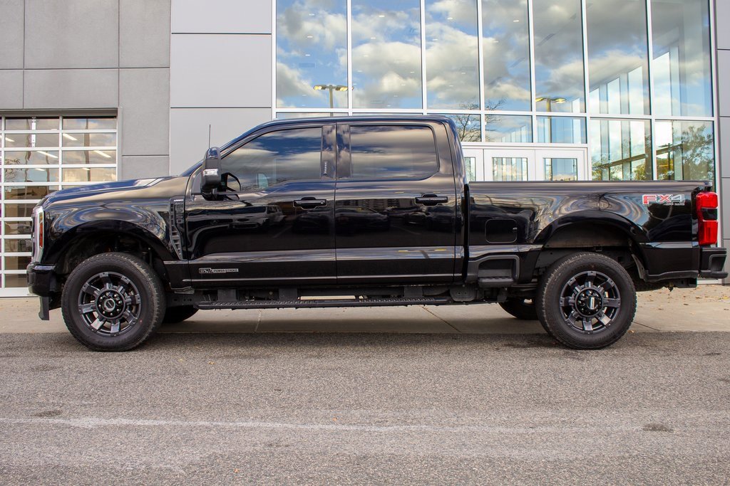 Used 2024 Ford F250 Lariat w/ Sport Appearance Package image 7