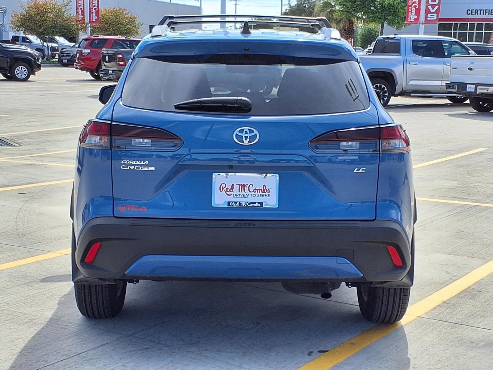 Used 2026 Toyota Corolla Cross LE image 6