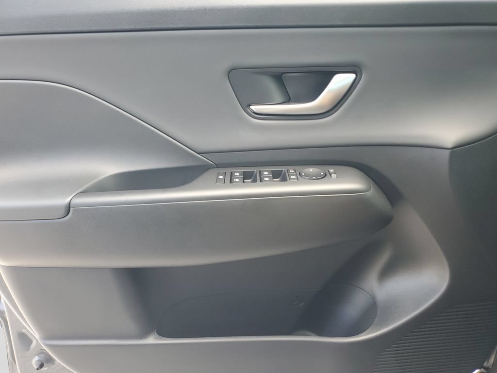 Used 2026 Hyundai Kona SEL Premium FWD image 19