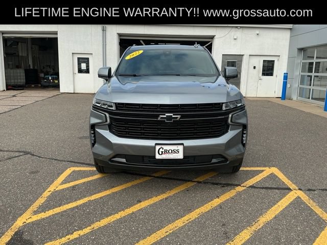 Used 2022 Chevrolet Suburban RST w/ Luxury Package AWD/4WD image 3