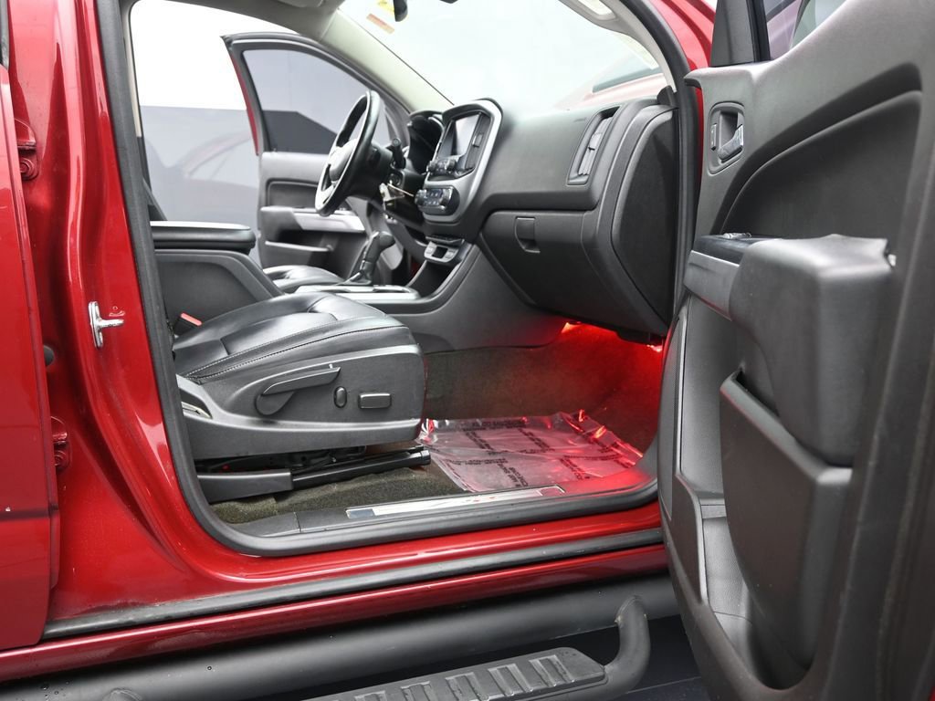 Used 2017 Chevrolet Colorado ZR2 image 17