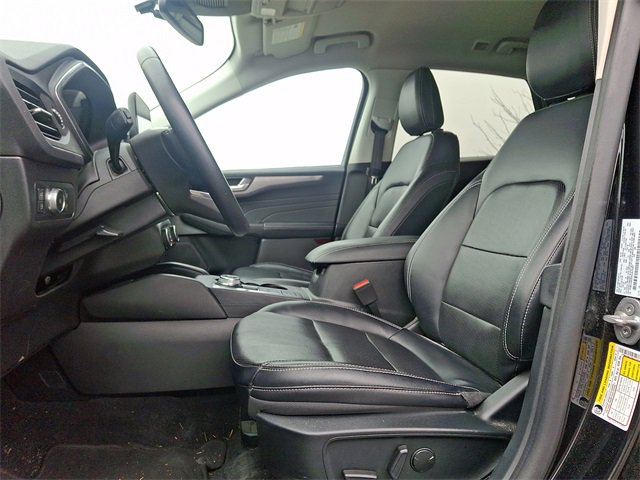 Used 2022 Ford Escape Titanium image 13