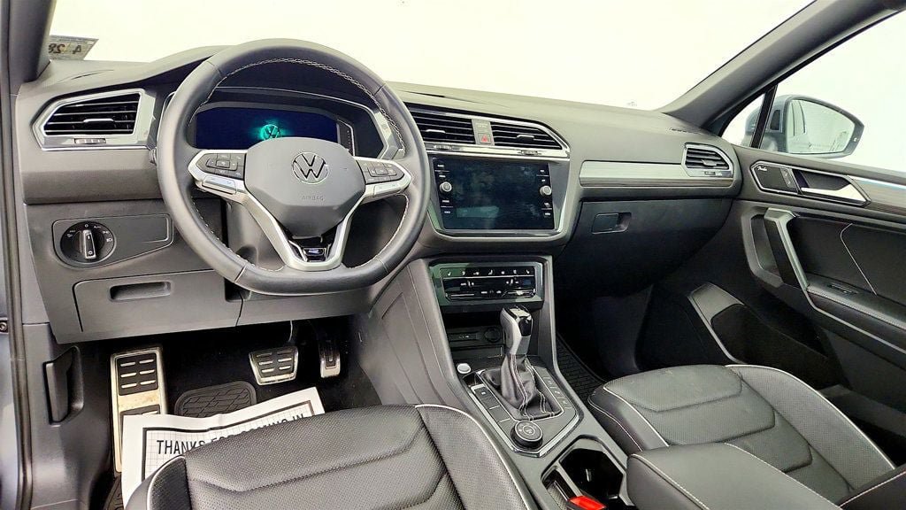 Used 2023 Volkswagen Tiguan SEL R-Line AWD/4WD image 14