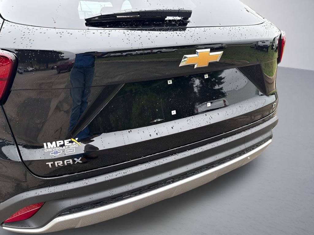 New 2026 Chevrolet Trax LT FWD image 28