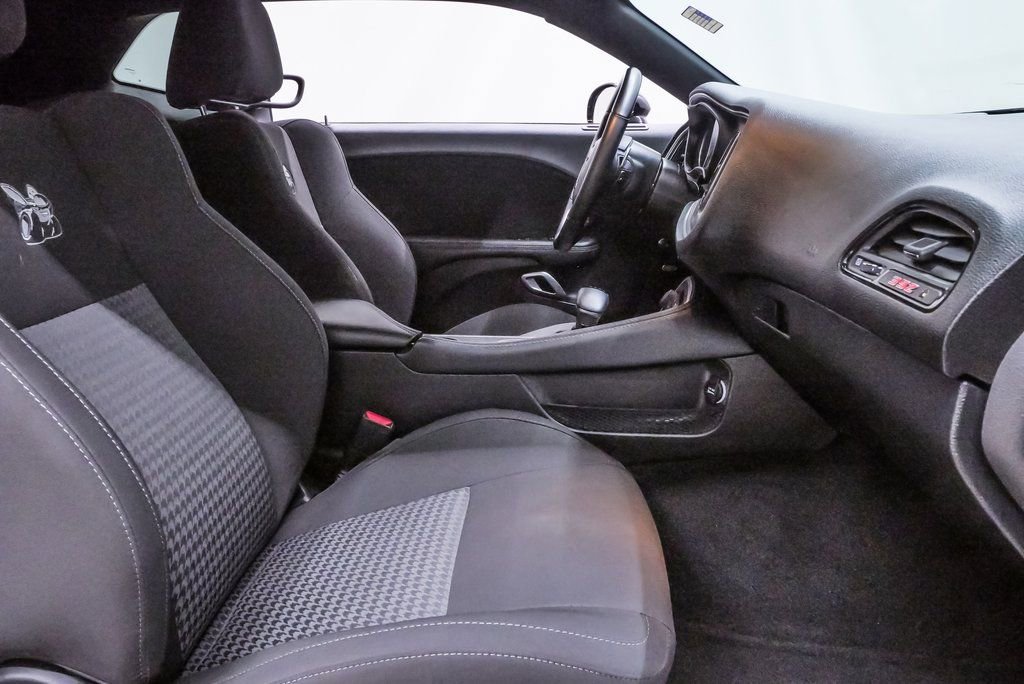 Used 2022 Dodge Challenger R/T Scat Pack RWD image 13