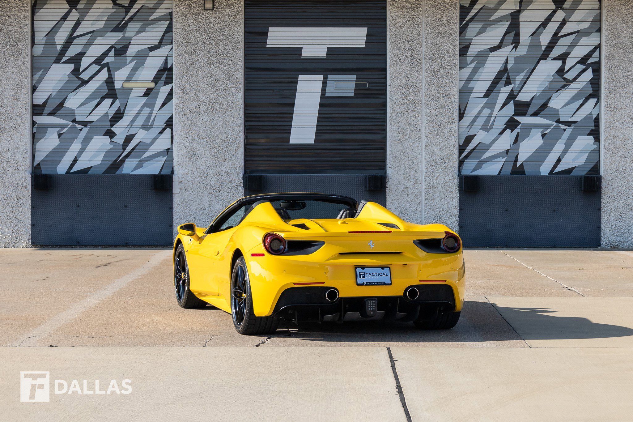 Used 2017 Ferrari 488 Spider RWD image 11