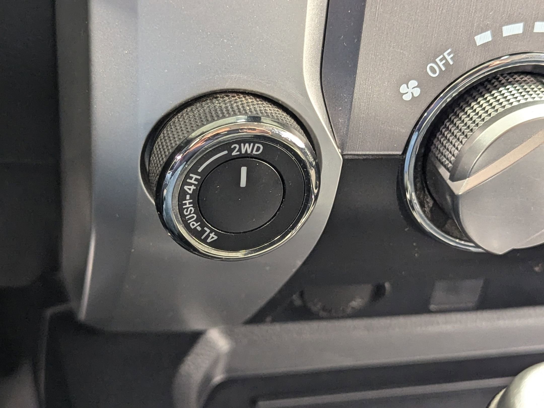 Used 2019 Toyota Tundra SR5 image 26