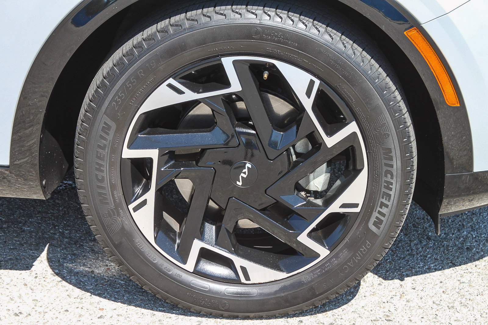 Used 2023 Kia Sportage SX image 13