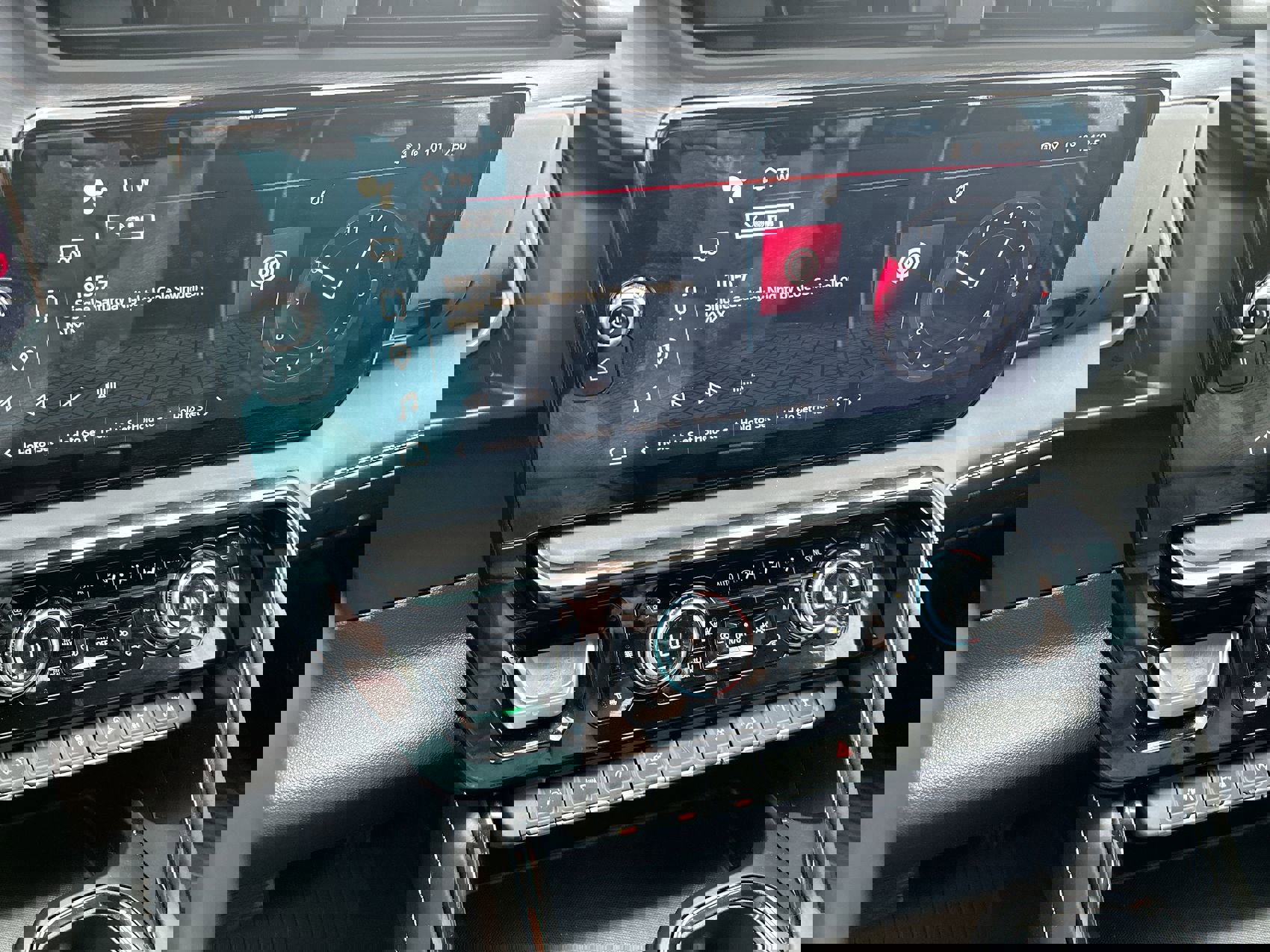 Used 2024 GMC Sierra 1500 AT4X w/ AT4X AEV Edition image 16