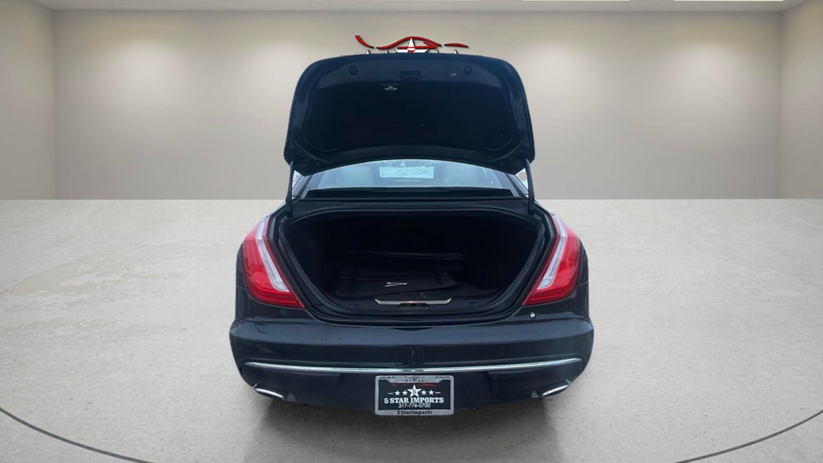 Used 2019 Jaguar XJ L Portfolio AWD/4WD image 16