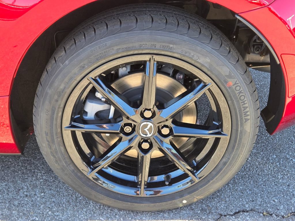 New 2026 MAZDA MX-5 Miata Sport w/ Interior Package RWD image 11