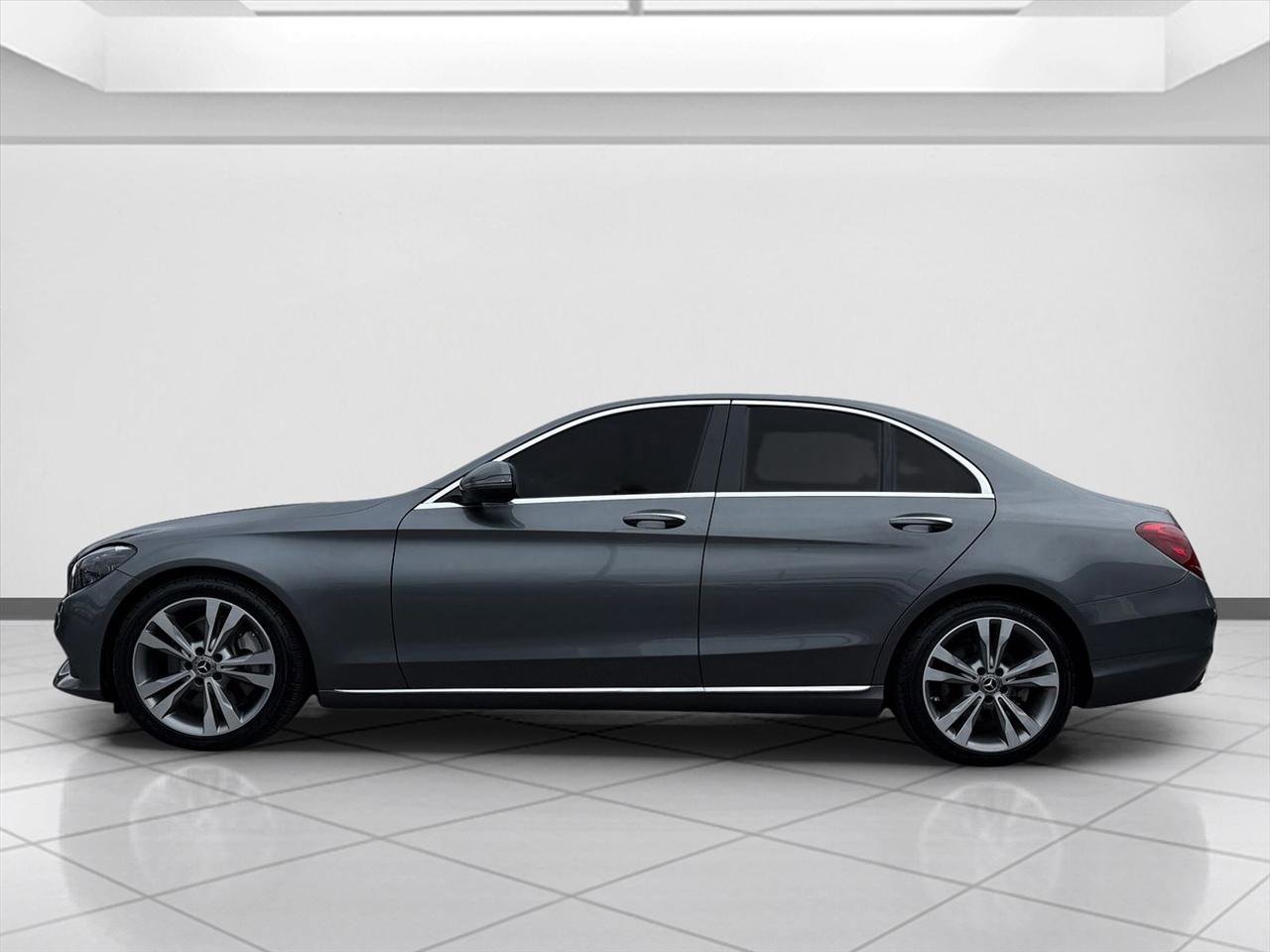 Used 2018 Mercedes-Benz C 300 Sedan image 4