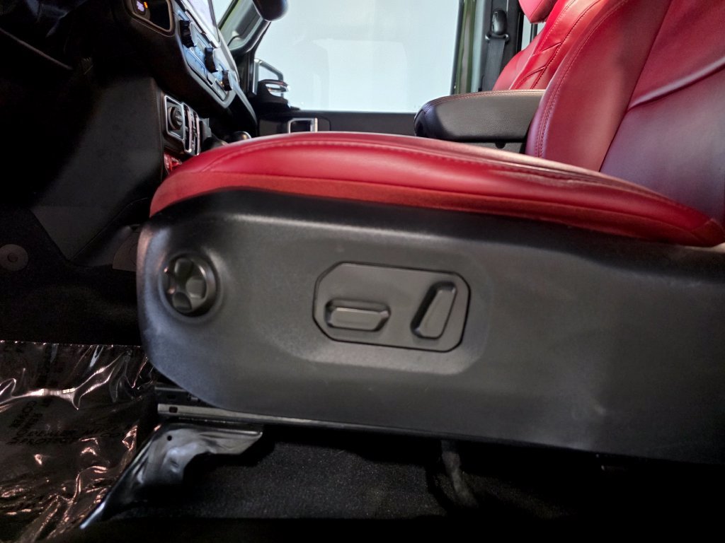 Used 2024 Jeep Wrangler Unlimited Rubicon 392 AWD/4WD image 14