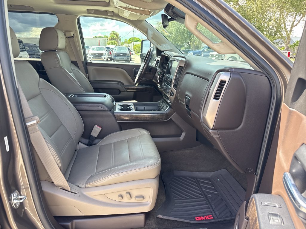 Used 2015 GMC Sierra 2500 Denali w/ Duramax Plus Package AWD/4WD image 29
