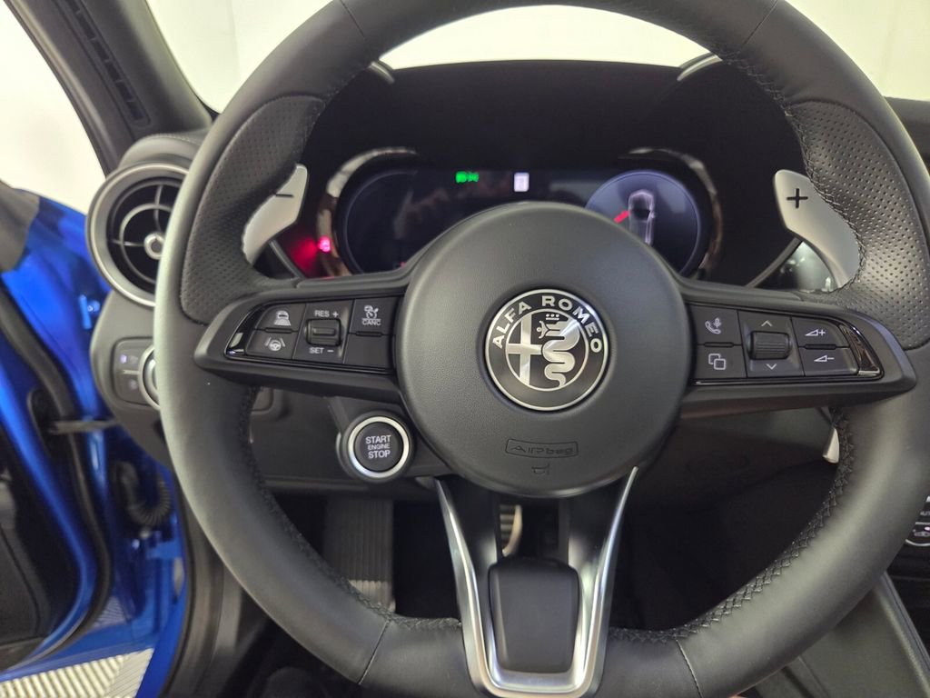 New 2025 Alfa Romeo Giulia image 14