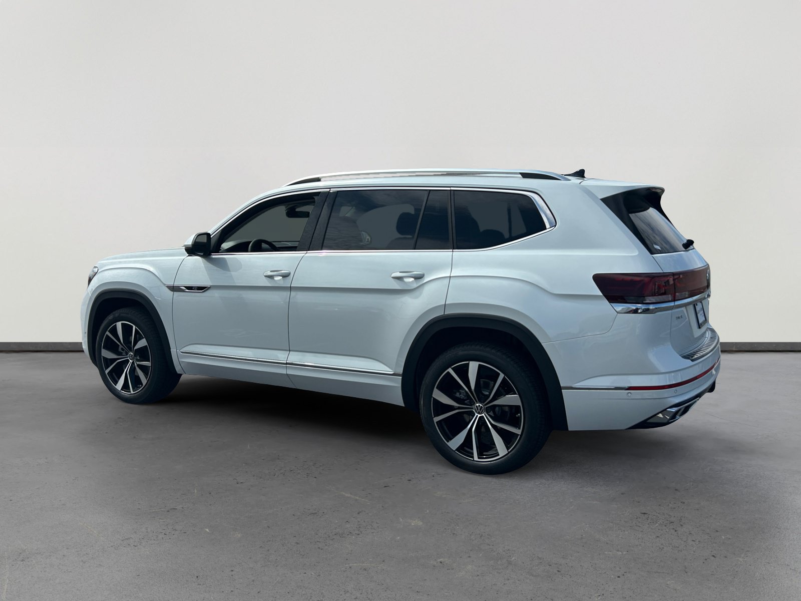 New 2026 Volkswagen Atlas SEL Premium R-Line AWD/4WD image 3