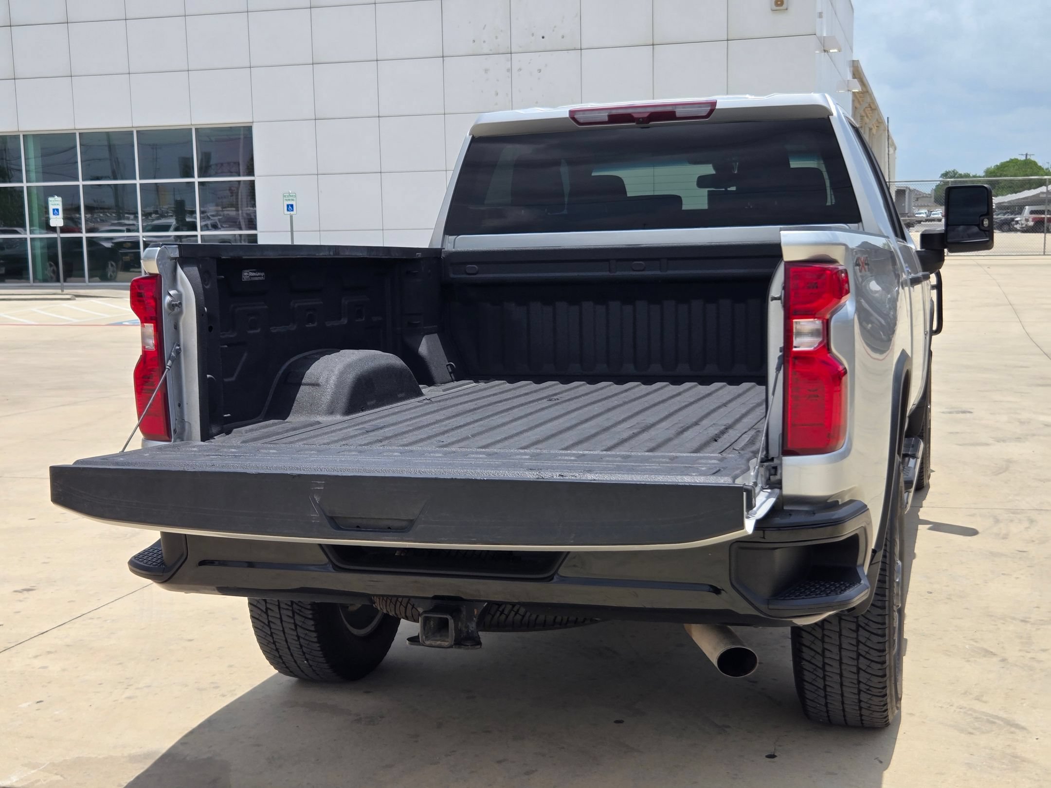 Used 2023 Chevrolet Silverado 2500 Custom w/ Custom Value Package AWD/4WD image 25