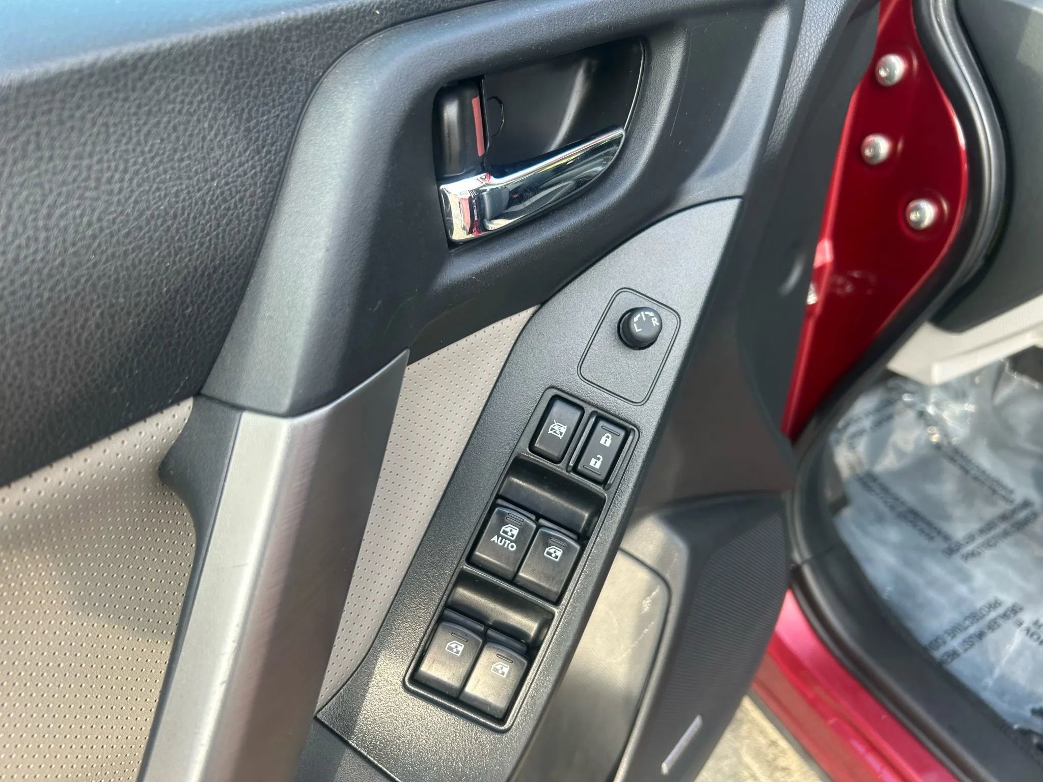 Used 2016 Subaru Forester 2.5i Limited image 22