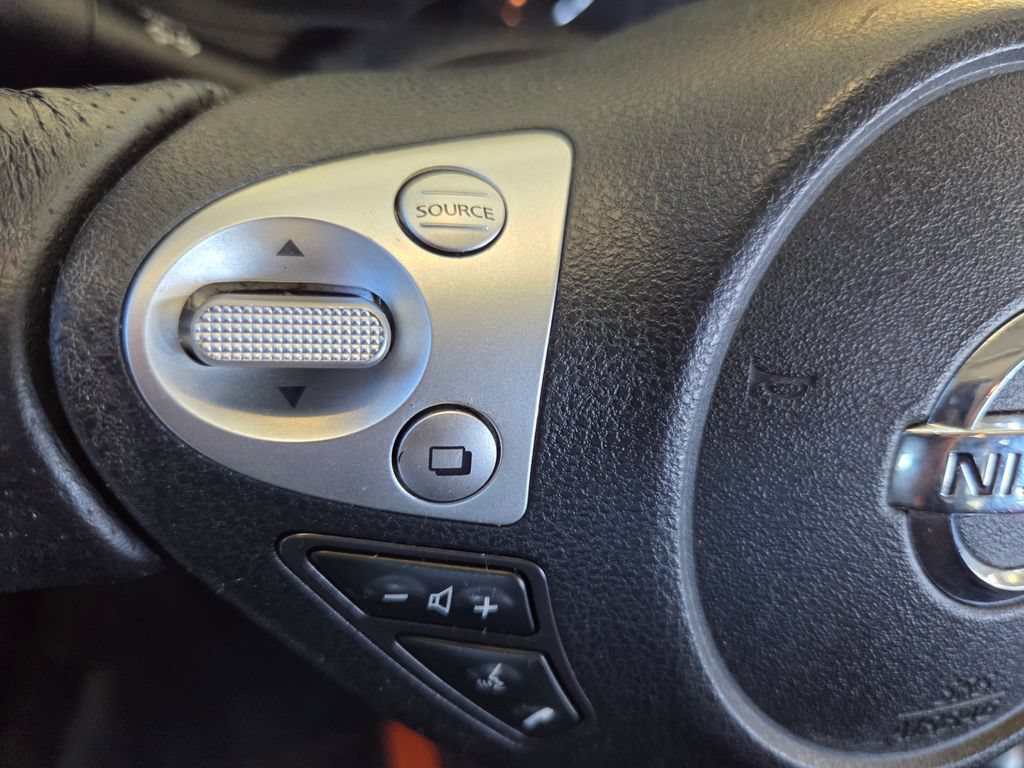 Used 2015 Nissan Versa Note SR FWD image 33