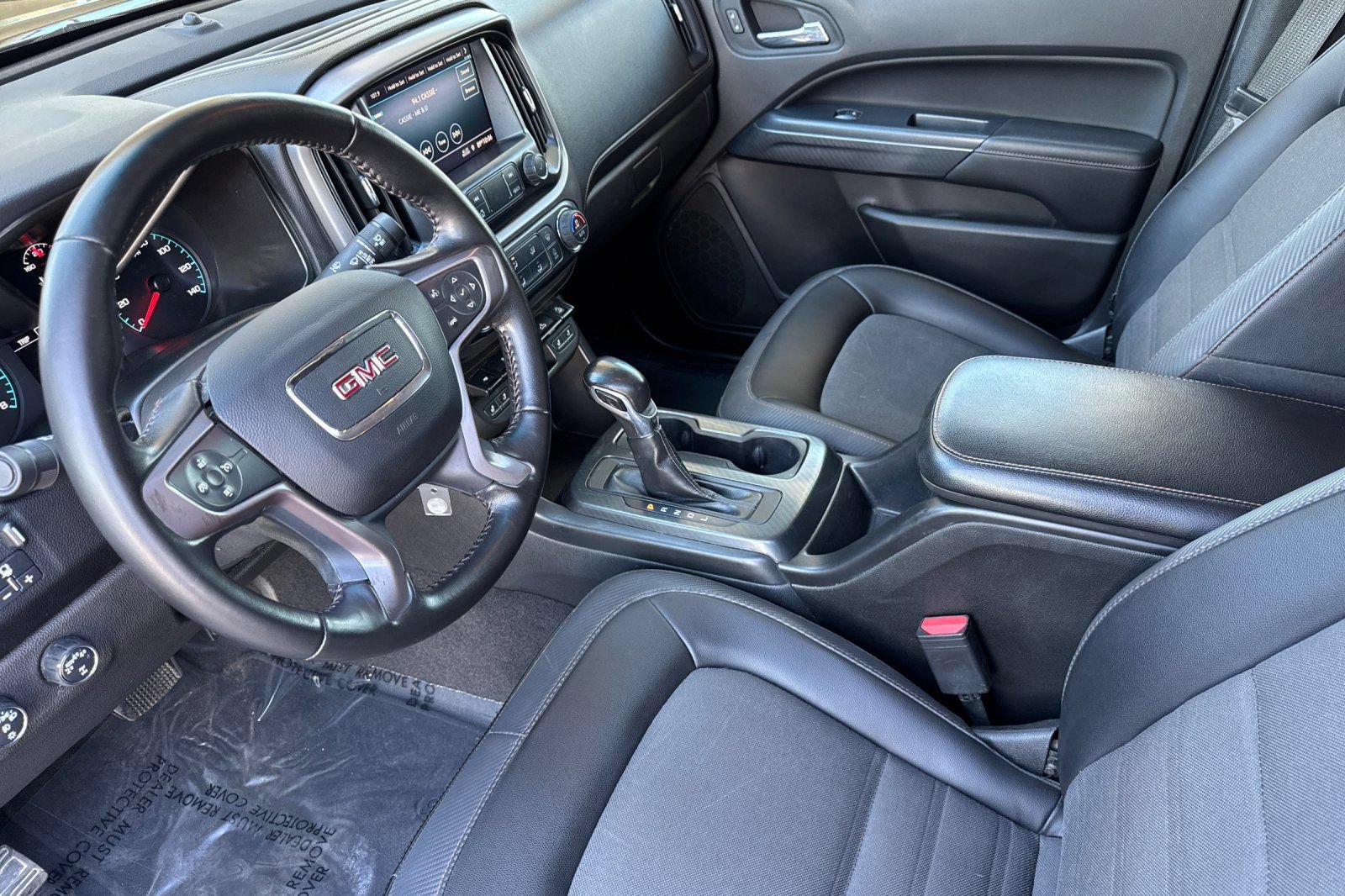Certified 2022 GMC Canyon AT4 w/ Trailering Package AWD/4WD image 10
