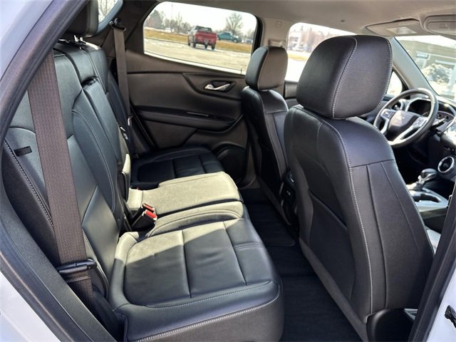 Used 2024 Chevrolet Blazer LT image 25