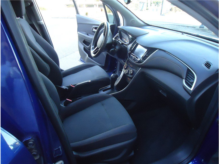 Used 2017 Chevrolet Trax LS FWD image 15