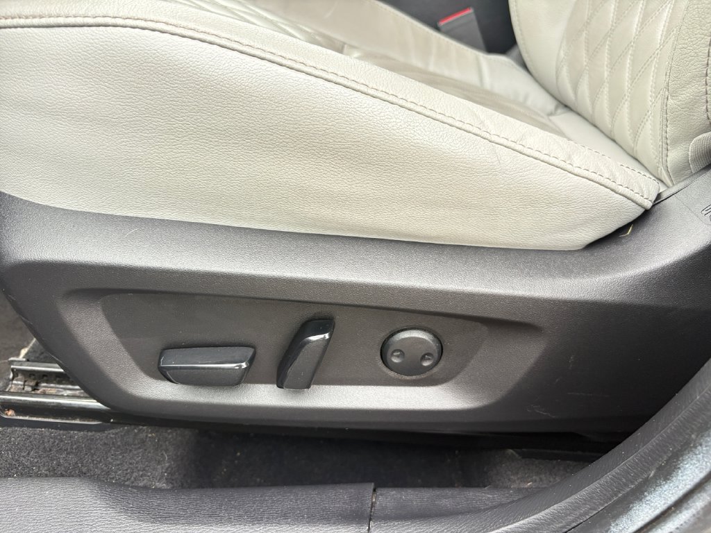 Used 2022 Mitsubishi Outlander SEL AWD/4WD image 13