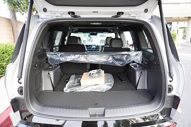 New 2026 Hyundai Santa Fe Calligraphy AWD/4WD image 17