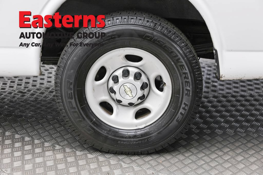 Used 2021 Chevrolet Express 2500 RWD image 8
