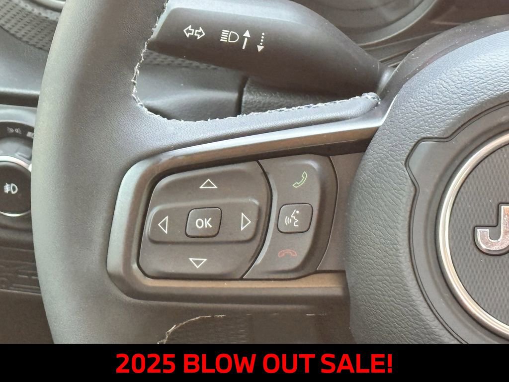 New 2025 Jeep Wrangler Unlimited Rubicon w/ XTREMEE 35" Tire Package image 11