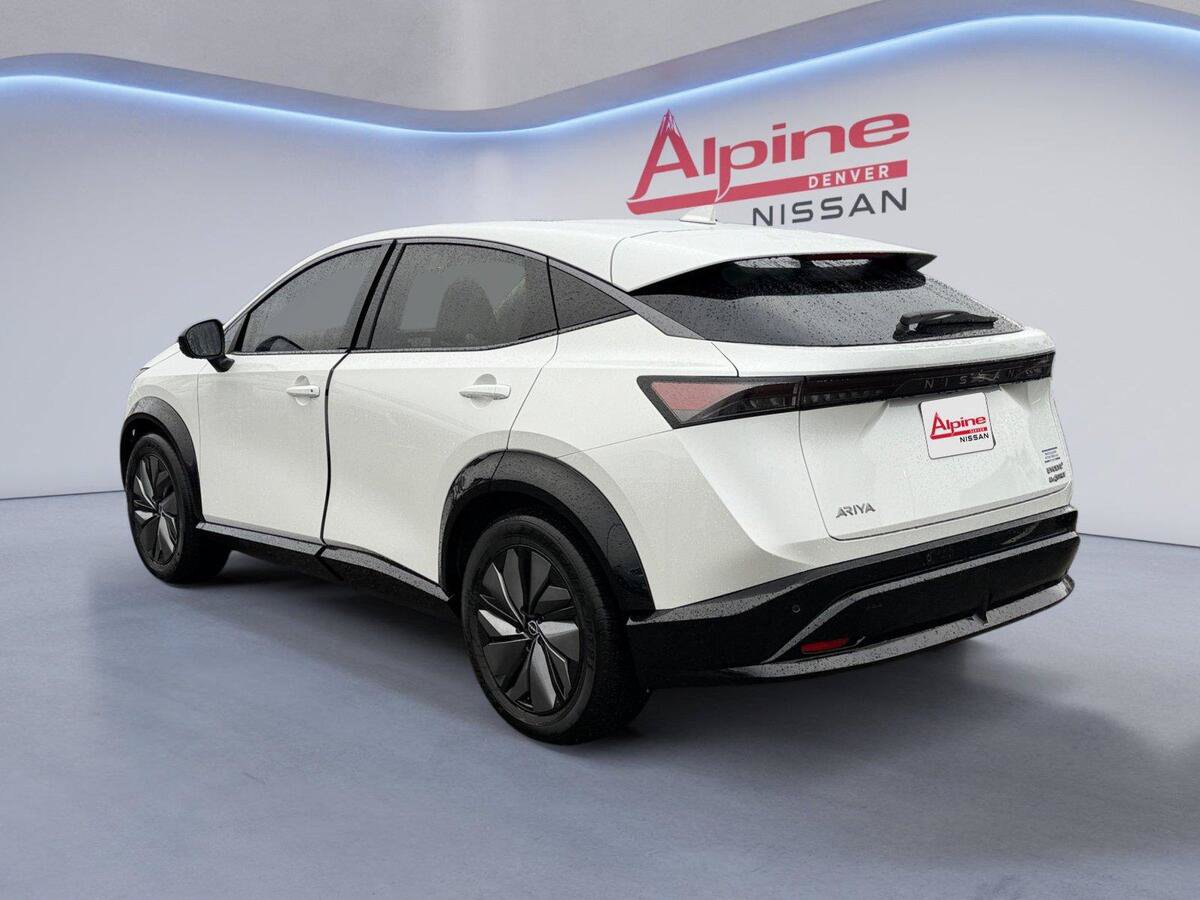 Used 2025 Nissan Ariya AWD image 3