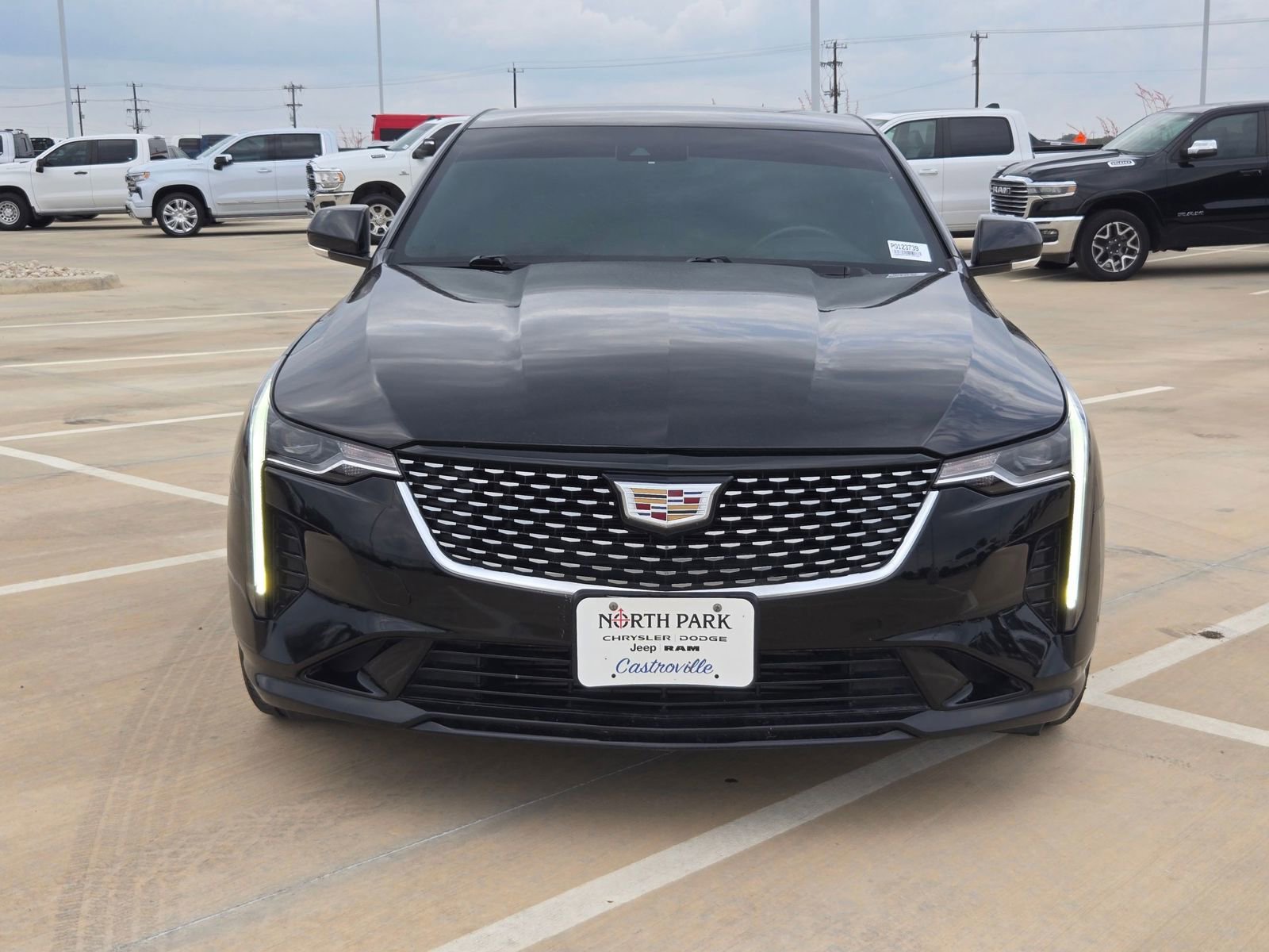 Used 2023 Cadillac CT4 Luxury RWD image 8