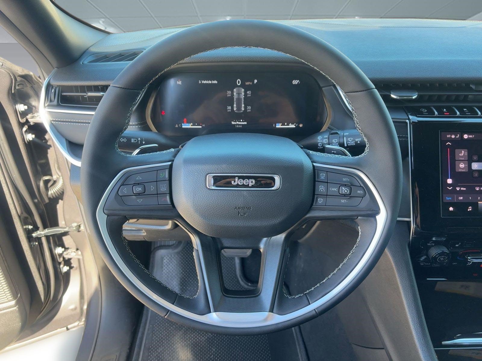 New 2026 Jeep Grand Cherokee Laredo X AWD/4WD image 16