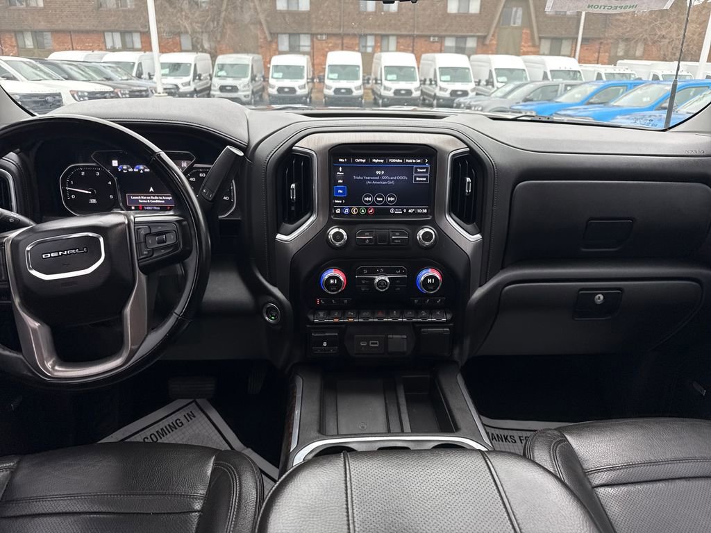 Used 2023 GMC Sierra 2500 Denali w/ Denali Black Diamond Edition image 19