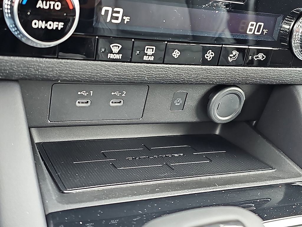 New 2026 Mitsubishi Outlander SE image 16